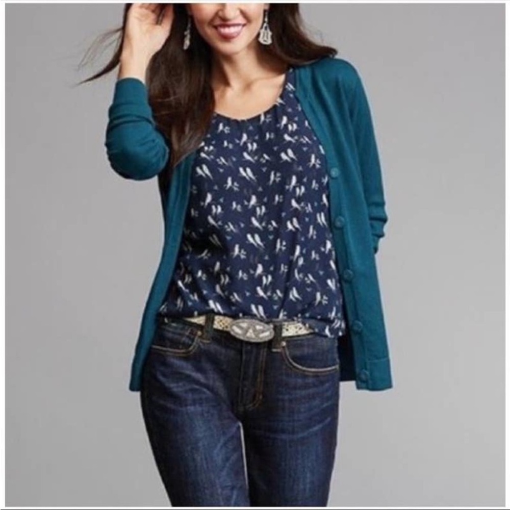 Cabi Moroccan Blue V-Neck Snap-Closure Long-Sleeve Ever Cardigan #3368 Teal - Picture 2 of 6